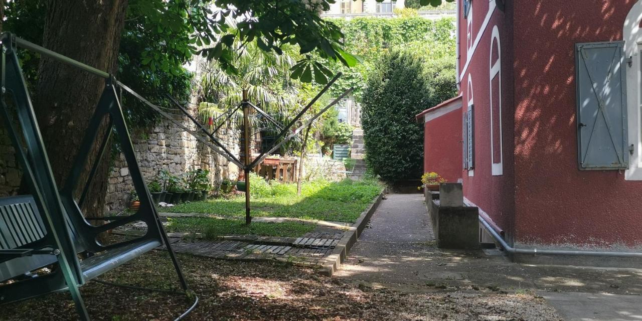 Charming Apartment In A 19Th Century Villa Trieste Luaran gambar